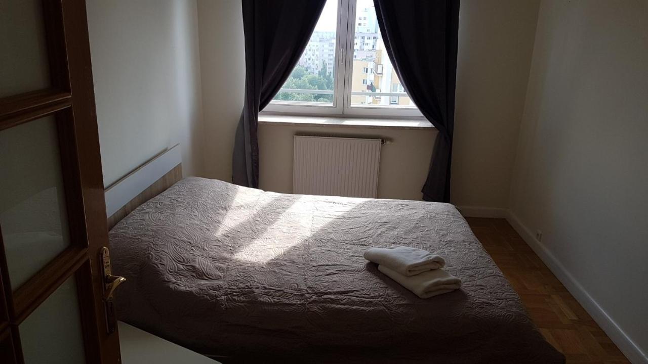 Domotel Aleje Jerozolimskie *